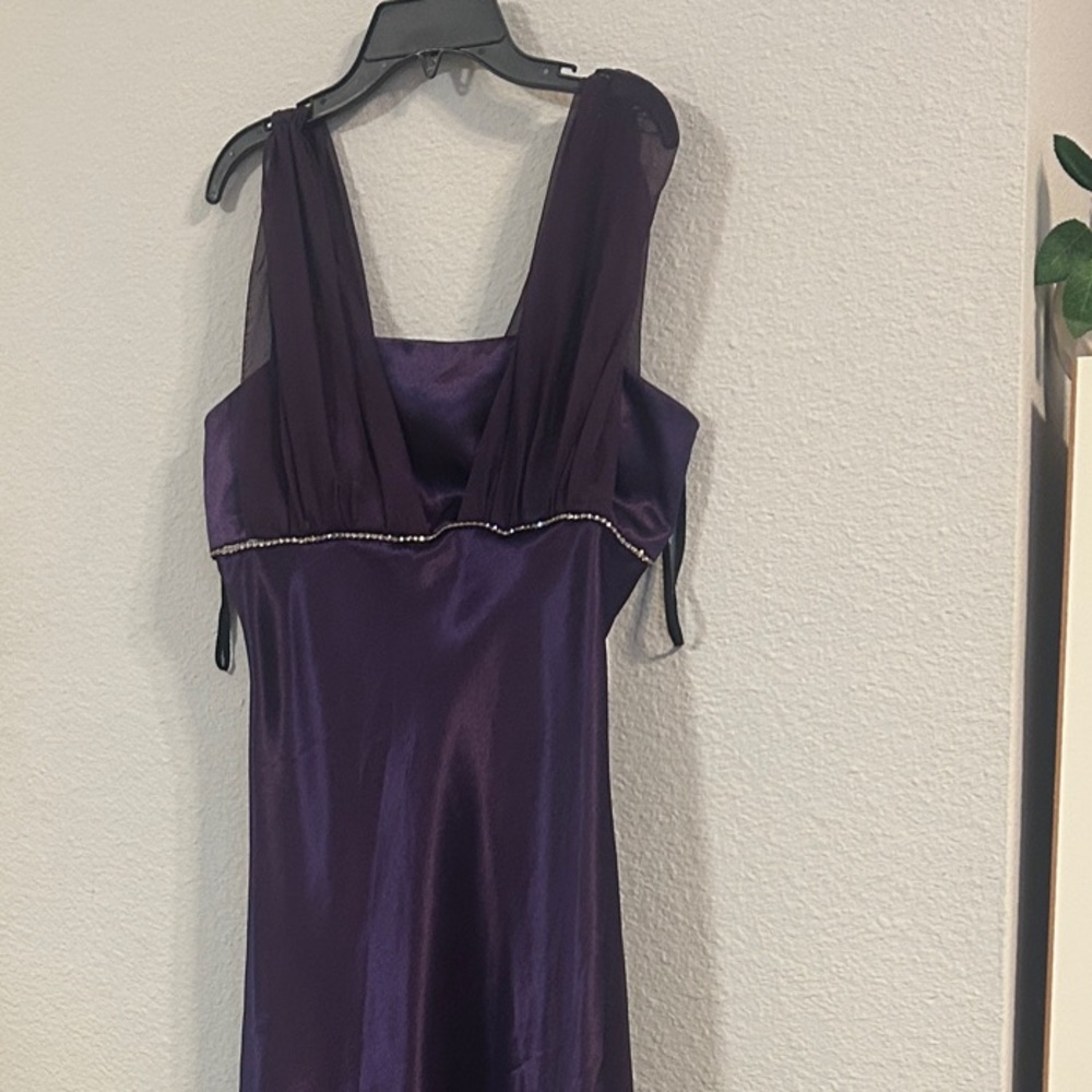 Elegant Strapless Purple Dress